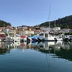 Sobre El Mar *