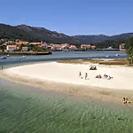Sobre El Mar *